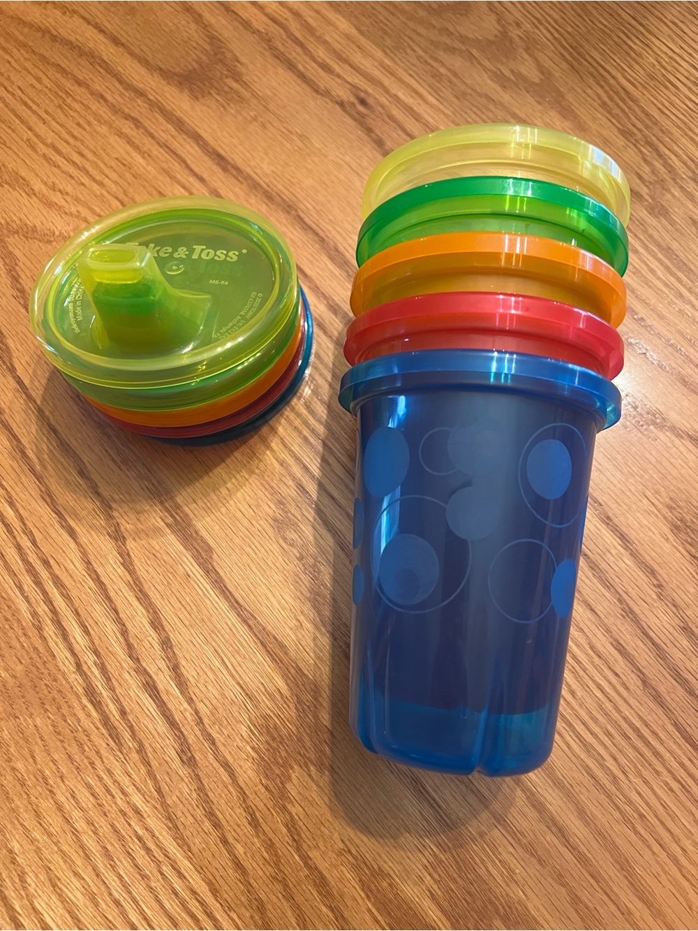 Take & Toss Assorted Color Stackable Cups with Lids - Picture 1 of 2